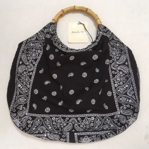 Margaret Loves Peter Hand Loomed Black/White L Bag